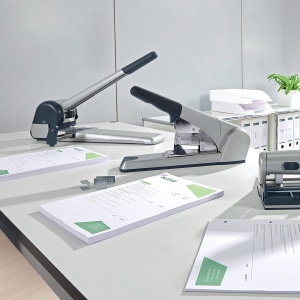 Heftuitor Leitz 5552, Capacitate 60 Foi, Alb - Img 5