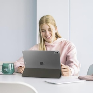 Husa Tableta Hama pentru iPad Air 1110.9, Neagra, Slim, Transparenta - Img 10