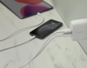 Incarcator USB-A Belkin Boost Charge, 24W, 2 porturi, pentru iPhone si Samsung - Img 3