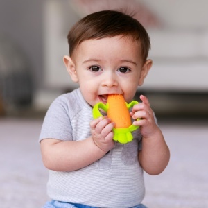 Infantino Lil Nibbles Silicon Beissring Carrot BPA Free pentru bebelusi - Img 7