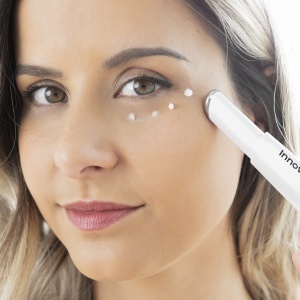 InnovaGoods Aparat de Masaj Ochi Anti-Rid si Anti-Aging cu Terapie Luminoasa si Termica - Img 5