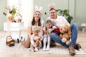 Jucarie de plus NICI Hummel Beelinda 25cm - galben, moale, pentru copii si adulti - Img 2