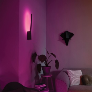 Lampa LED de Perete Philips Hue Liane, Dimmabila, 16 Mio. Culori, Neagra - Img 2
