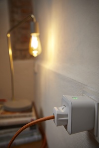 LEDVANCE Smart + priza comutabila Bluetooth, controlabila de la distanta, pentru controlul iluminatului in casa dvs. inteligenta, compatibila cu Apple HomeKit si aplicatia LEDVANCE Smart+ pentru Android, Max 3680W || 50Hz [clasa energetica A+] - Img 8