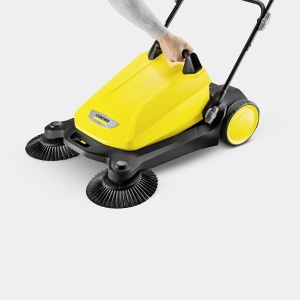 Masina de maturat Karcher S 4 Twin (Putere maxima: 2400m2/h, 2 maturi laterale, Cos de maturare: 20 l, Latime de lucru: 680 mm, Depozitare cu economie de spatiu, Maner de impingere reglabil pe inaltime), pliabil - Img 5