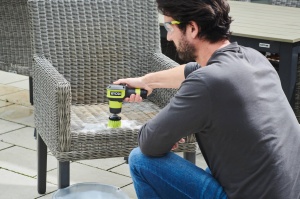 Mini perie de curatare fara fir RYOBI 4 V USB-Lithium RSCR4-0, pentru curatarea usoara a chiuvetelor, cabinelor de dus, fara baterie si incarcator - Img 7