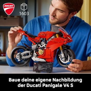 Model LEGO Technic Ducati Panigale V4 S, motocicleta, detalii autentice, rosu - Img 2