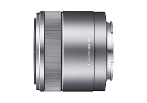 Obiectiv macro Sony SEL-30M35 (distanta focala fixa, 30 mm, F3.5, APS-C, potrivit pentru seriile A6000, A5100, A5000 si Nex, montura E) argintiu