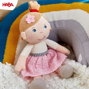 Papusa de plus HABA Lara, 25 cm, pentru bebelusi si copii, usor de curatat - Img 2