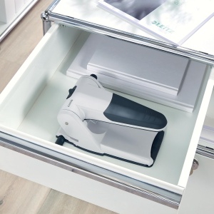 Perforator Leitz Extra Strong, pentru 65 de coli, perforator mare si puternic pentru perforare fara efort la birou, aluminiu turnat sub presiune, piese din plastic reciclat, 100% reciclabil, negru, 51800095 - Img 5