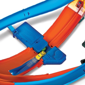 Pista de curse Hot Wheels HCB00 Riesen Looping 70 cm cu vehicul inclus - Img 5