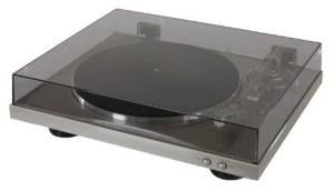 Platanser Denon DP-300 F cu Riemenantrieb, Integrierat Vorverstarker, Argintiu - Img 2