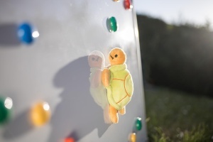Plush Magnet Turtle Hilde - Schaffer 3555 - 11 cm - Verde-maro - Img 6