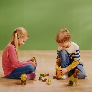 Puzzle Magnet Dinosauri Theo Klein cu 4 Figurine pentru Copii de la 1 An - Img 2