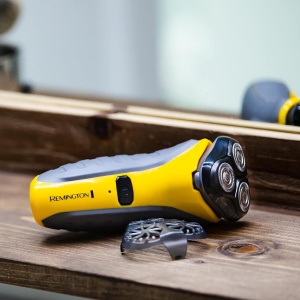 Rasoir electric Remington PR1855, design indestructibil, 100 waterproof, cu styler pentru 3 zile - Img 2