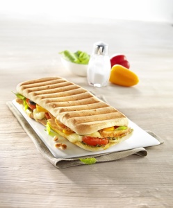 Sandwich maker Moulinex SM156D Ultracompact, 700W, placi antiaderente, compact - Img 5