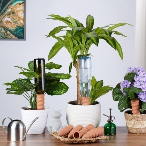 Set 8 Ghiulete de Udat Relaxdays, 1.5 Litri, Ceramica, pentru Flori si Plante - Img 5