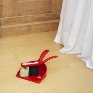 Set de curatenie pentru copii Theo Klein 6310, 2 piese, negru-alb, 24 cm x 15 cm x 8 cm - Img 2