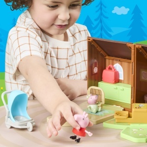Set de Joaca Peppa Pig - Excursie la Cabana cu 2 Figurine si 6 Accesorii - Img 6