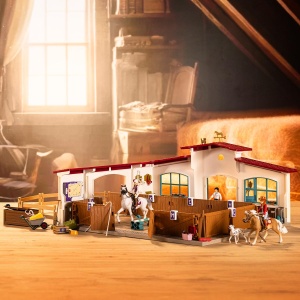 Set de Joaca Schleich Horse Club - Reithalle Peppertree 42639, 179 Piese, pentru Copii de la 5 Ani - Img 10