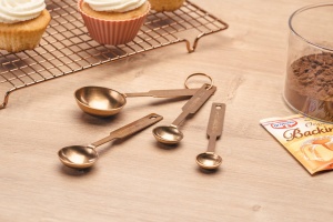 Set de masurare Dr. Oetker din inox cu acoperire de titan, 4 piese, design vintage cupru - Img 2