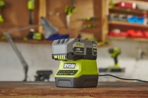 Set de pornire Ryobi RC18120-242X 2 acumulatori Lithium 18V 40Ah 20Ah si incarcator rapid 20A - Img 10
