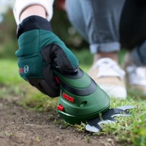 Set de taiat iarba si arbusti Bosch Isio, 3.6V, lama 12 cm, cu manusi XL - Img 2