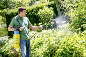 Spray de gradina GLORIA AutoPump Set, 5L, cu pompa electrica, portabil - Img 3
