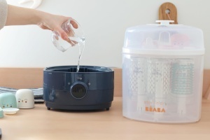 Sterilizator si uscator BEABA 2-in-1 SterilnDry 6 biberoane Night Blue - Img 4