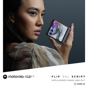 Telefon pliabil Motorola razr50, 50 MP, 8256 GB, 4200 mAh, gri - Img 2