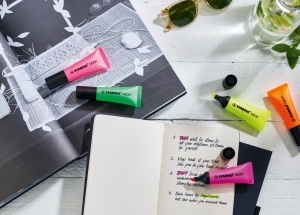 Textmarker STABILO NEON, design minimalist, 5 culori, 2-5 mm - Img 3