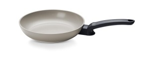 Tigaie Fissler Ceratal Evo Classic 24 cm, Culoare Warmgrau, Antiaderenta