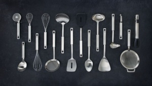 Zgura de Bucatarie Fissler Original-Profi, Inox, Cu Maner din Silicon - Img 5