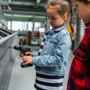 Aparat de gaurit si insurubat Theo Klein 8567 Bosch, cu functii rotative, pentru copii - Img 2
