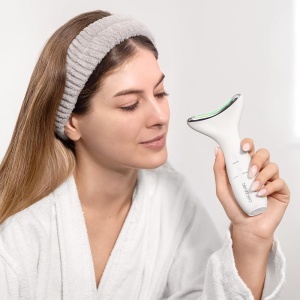 Aparat ingrijire fata si gat Cecotec FaceCare Face Neck Pro, 3 moduri, LED, EMS, IPX6, Rosu - Img 7
