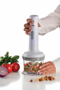 Ariete Breakfast 606 Blender de mana cu tocator, Mini blender de mana cu 2 viteze, lama din otel inoxidabil, suport detasabil, ceasca de masurare transparenta, 700W, alb - Img 5