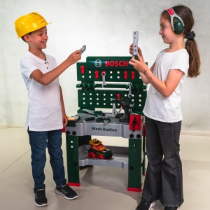 Banc de lucru Theo Klein 8422 Bosch, 150 piese, cu surubelnita si accesorii - Img 2