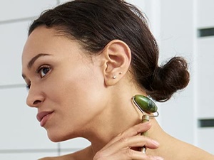 BEPER C301ABE101 Roll and Stone Gua Sha in Jade, Instrument de masaj cu rola de jad si Gua Sha, Masaj facial si corporal, relaxant, distanta si varsta, verde - Img 11