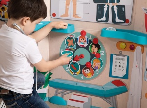 Cabinet medical pentru copii Smoby, pliabil, 135 x 41 x 120 cm, pentru copii de la 3 ani - Img 6