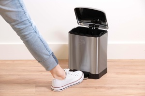 Cos de gunoi Dirt Devil 6L, inox, cu inchidere lenta si interior detasabil - Img 6