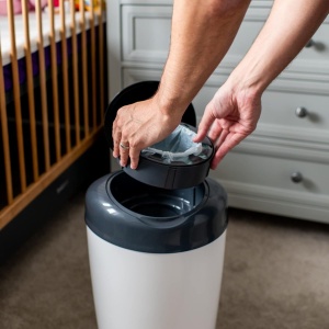 Cos de gunoi pentru scutece Tommee Tippee Simplee, capacitate 23 scutece, culoare gri - Img 7