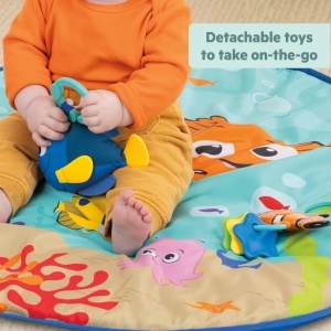 Covor de joaca Bright Starts Disney Baby cu tematica Finding Nemo, 20 melodii, cu jucarii - Img 6