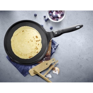 Cretiera WMF Devil 27 cm, Antiaderenta, Inclus Teigverteiler si Spatula din Lemn - Img 2