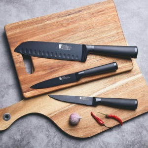 Cutit Santoku BERGNER Black Blade, inox 17.5 cm, maner ergonomic, negru - Img 2