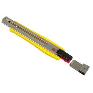 Cutter Stanley FatMax 0-10-421, 18 mm latime lama, aluminiu, maner antiderapant - Img 3