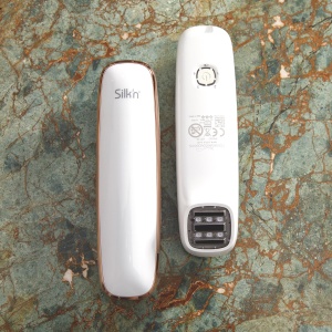 Dispozitiv Anti-Aging Silkn FaceTite Essential, Fara Cablu, Include Ser Hialuronic - Img 7