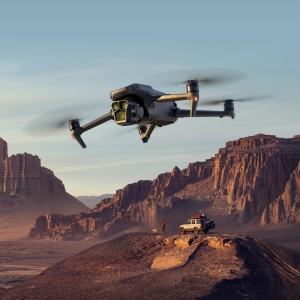 Drona DJI Mavic 3 Pro Cine cu 3 camere, 1 TB stocare, 43 minute autonomie - Img 7
