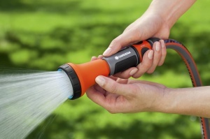 Duza de udare Gardena 18310-20, frostsigura, design ergonomic, compacta - Img 3
