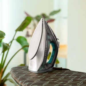 Fier de calcat Cecotec IronHero 2600 W Turbo Slide Abur puternic 200 gmin - Img 7