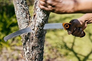 Fierastrau de mana profesional Fiskars pentru lemn proaspat, zimtare grosiera, panza de ferastrau din otel de inalta calitate, inclusiv tolba de depozitare, negru/portocaliu, lungime panza de ferastrau: 33 cm, SW-330, 1020199 - Img 12